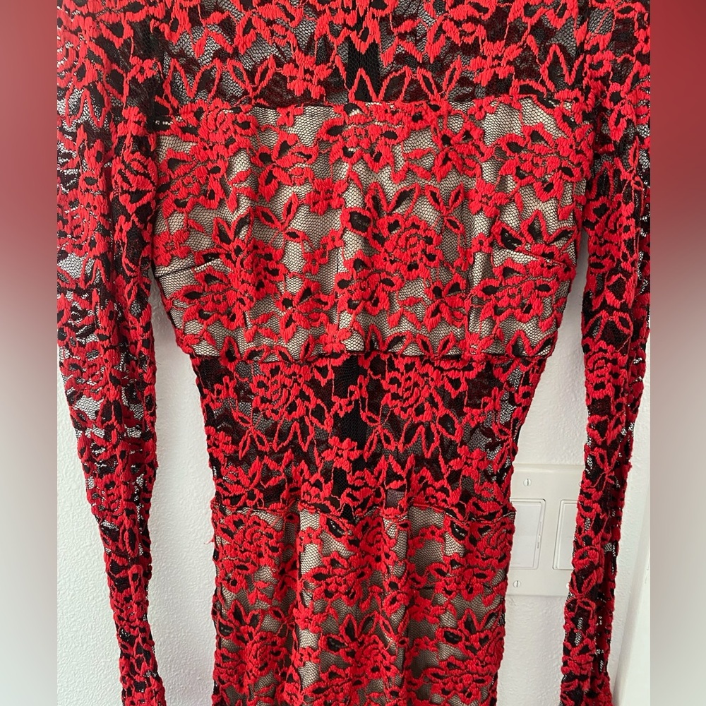 Stunning Va Va Voom Red Dream Girl Dress! Size Medium